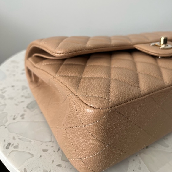 Chanel 19B dark beige caviar medium classic flap - Picture 5 of 15